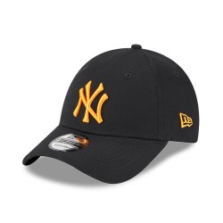New Era New York Yankees League Essential Black 9FORTY Adjustable Cap 60424680 Black